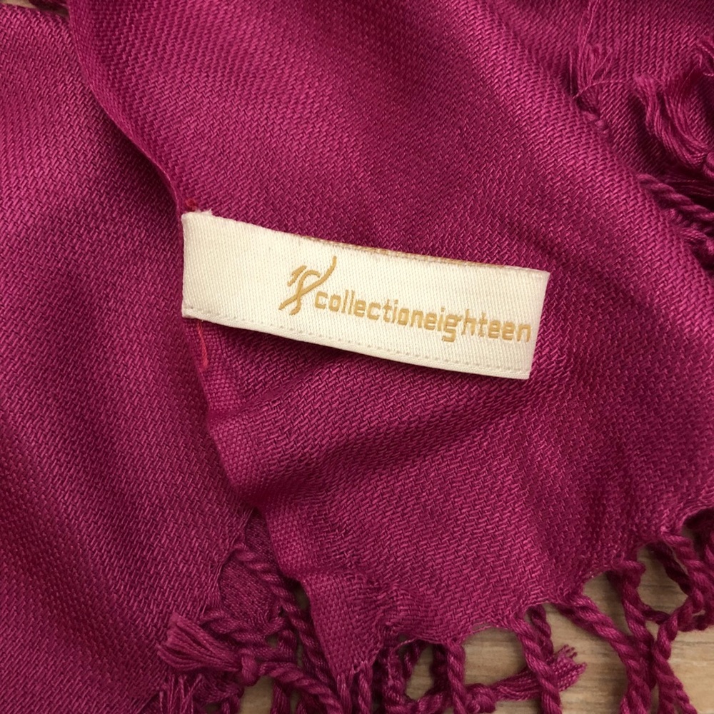 Collection18 Scarf - Picture 2 of 6